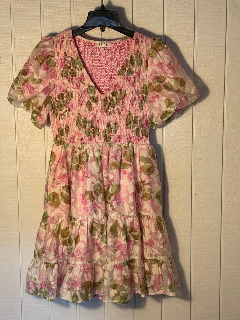 TCEC Pink Floral Smocked Tiered Mini Dress M Puff Sleeve Cottagecore Fairy